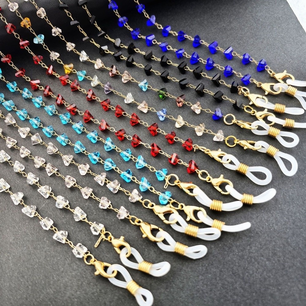 Модный аксессуар: треугольный  – обзор и цена Mask Chain Holder